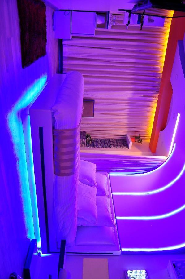 Royal Penguin Boutique Hotel & Spa Катманду Экстерьер фото